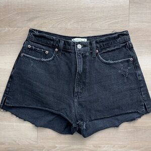A&F - Curve Love The Mom Short High Rise